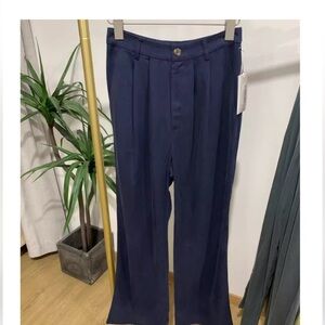 Reformation- mason pant- navy blue- size 6 NWT